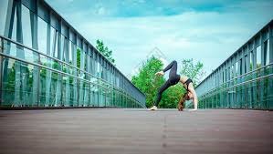 媒体人：新疆男篮与路易斯·金解约，新外援近日与球队会和